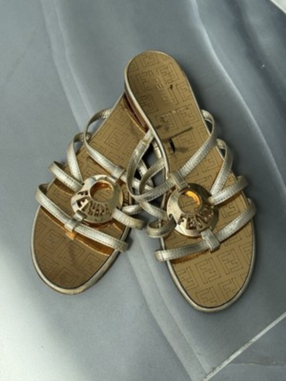 Vintage FENDI GOLD Round LOGO Strappy Flat Sandals Size 37 Metallic USA 7 - Picture 3 of 11
